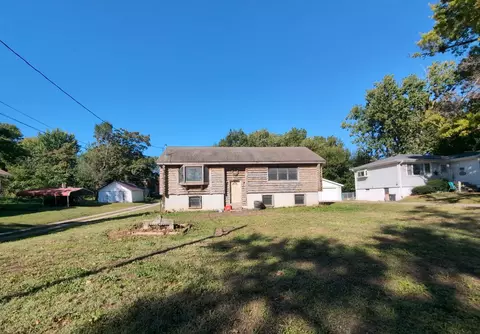 525 W 2nd St S, Newton, IA 50208