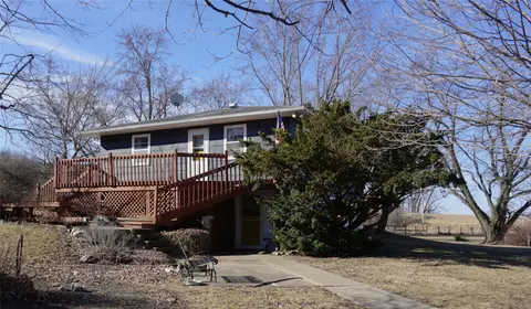 2352 Bevington Park Rd, Saint Charles, IA 50240