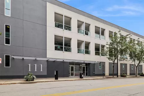 111 10th St #407, Des Moines, IA 50309