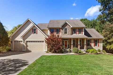 34064 Alison Ln, Cumming, IA 50061