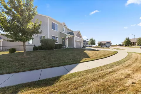 312 SE 17th Ct, Grimes, IA 50111