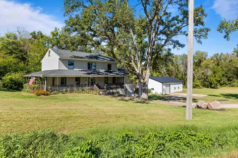 14848 NE White Oak Dr, Elkhart, IA 50073