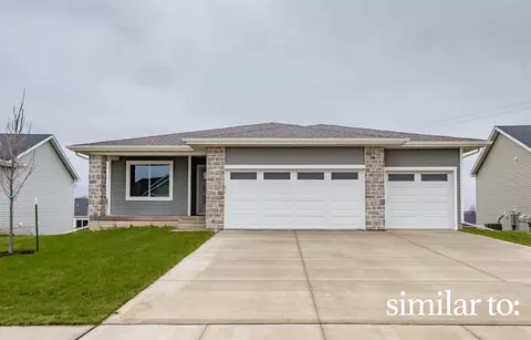 9930 Watermeadow Cir, Johnston, IA 50131
