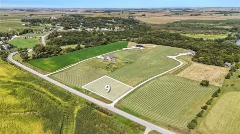 tbd 233rd Pl, Pella, IA 50219