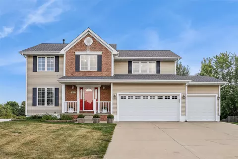 1015 SE Applewood Ln, Waukee, IA 50263