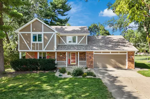 3931 Ashworth Rd, West Des Moines, IA 50265