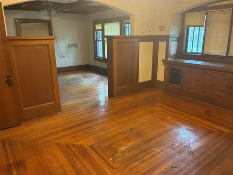 Living - 1204 9th St, Nevada, IA 50201 photo 2 of 4