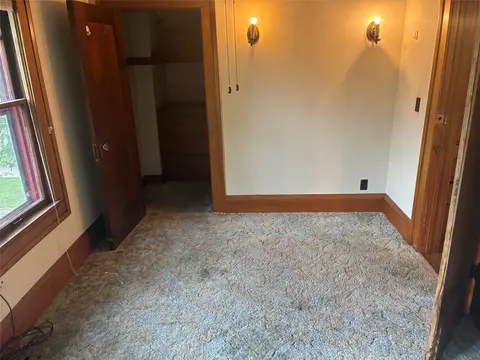 Bedroom - 1204 9th St, Nevada, IA 50201 photo 4 of 5