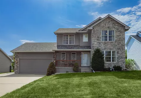 3202 SW Brookeline Dr, Ankeny, IA 50023
