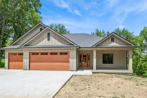 6480 64th Ln, Norwalk, IA 50211