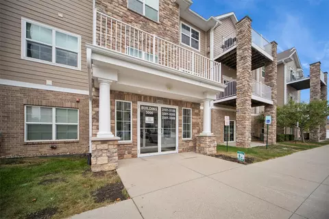 8350 Ep True Pkwy #3106, West Des Moines, IA 50266
