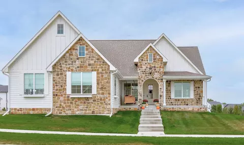 3460 Westgate Pkwy, Clive, IA 50325