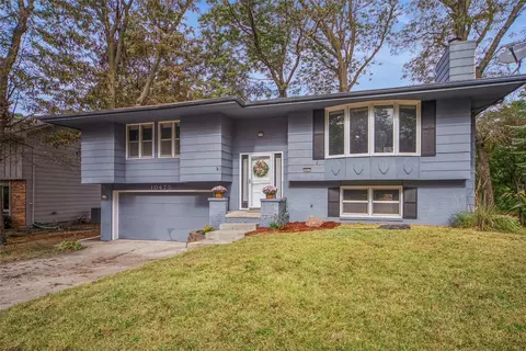 10475 Sunset Ter, Clive, IA 50325