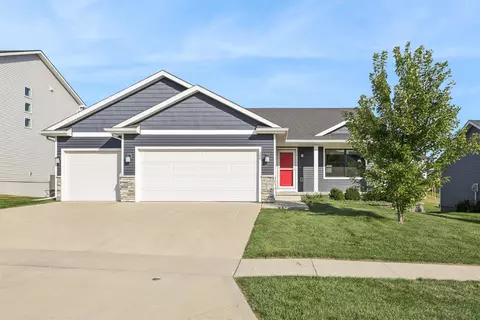 308 N 18th St, Indianola, IA 50125