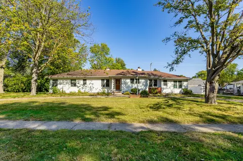 1208 Rapids St, Adel, IA 50003