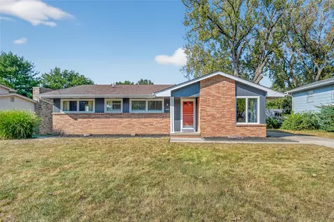 8501 Airline Ave, Urbandale, IA 50322