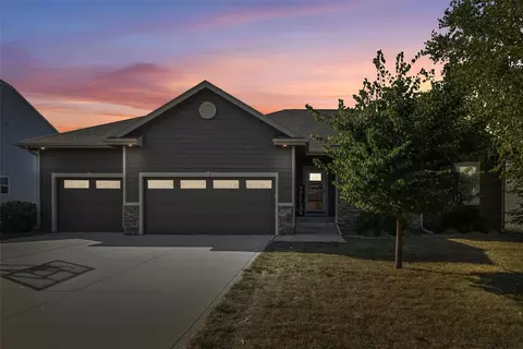 4210 NE Rio Dr, Ankeny, IA 50021