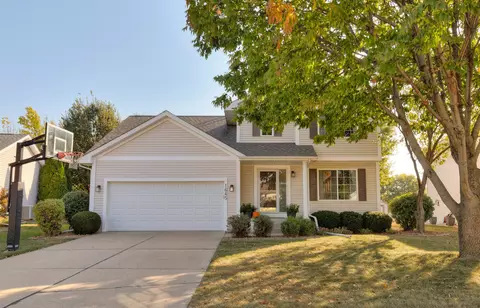 1645 92nd Pl, West Des Moines, IA 50266