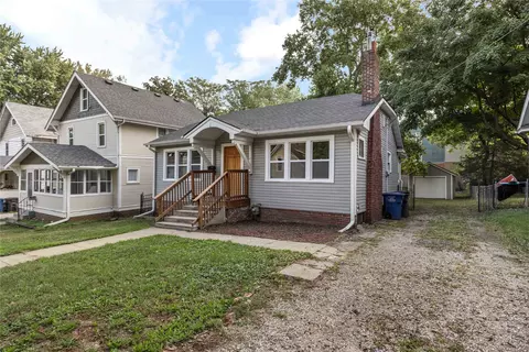 1423 33rd St, Des Moines, IA 50311