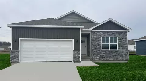 3575 Azalea Dr, Waukee, IA 50263