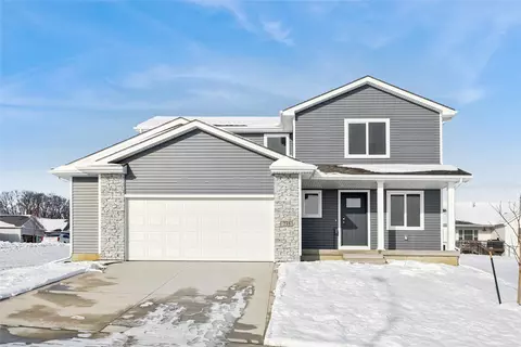 735 W Wright Rd, Norwalk, IA 50211