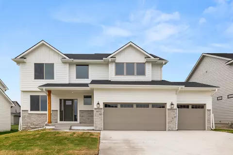 4652 177th St, Urbandale, IA 50323