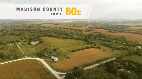 2340 Holliwell Bridge Rd, Winterset, IA 50273