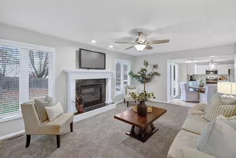 4631 Wistful Vista Dr, West Des Moines, IA 50265