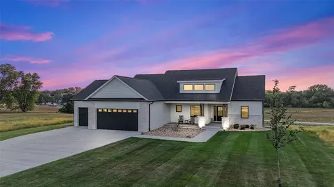 1620 Magnolia Pl, Story City, IA 50248