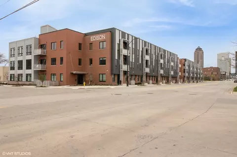 450 SW 7th St #209, Des Moines, IA 50310