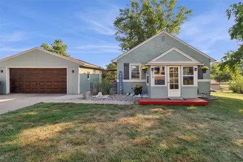 512 Maple St, De Soto, IA 50069