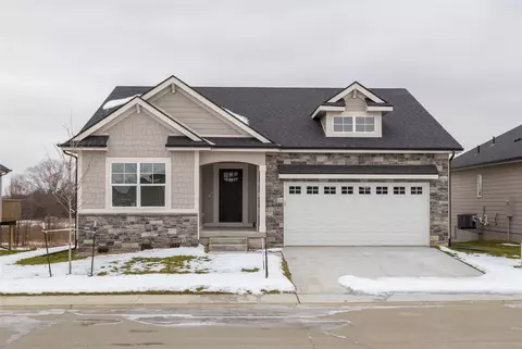 310 NE Meadow Ln, Ankeny, IA 50021