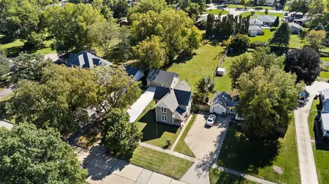 400 4th St SE, Altoona, IA 50009