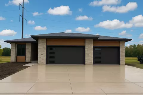 284 Alder Blvd, Pleasant Hill, IA 50327