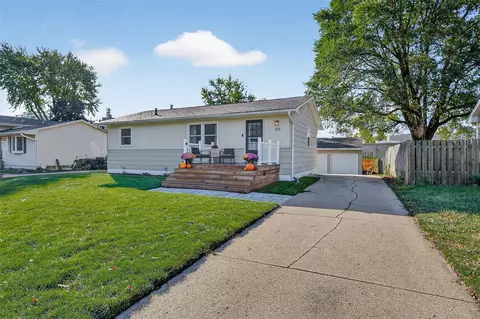 105 3rd St NE, Bondurant, IA 50035