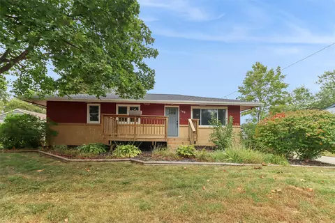 145 Bel Aire Dr, Waukee, IA 50263