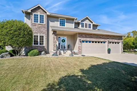 3104 SW Timberline Dr, Ankeny, IA 50023