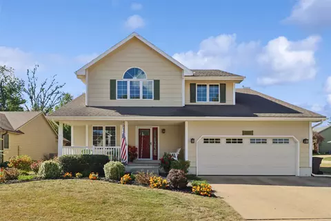 4130 98th St, Urbandale, IA 50322