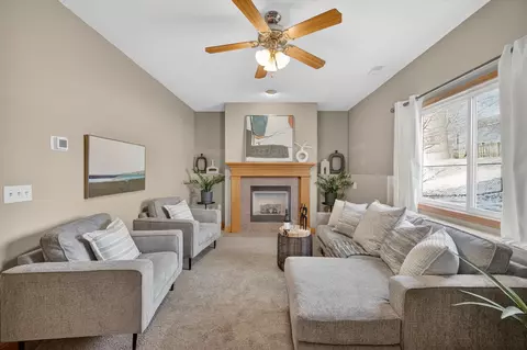 1725 Merle Huff Ave, Norwalk, IA 50211