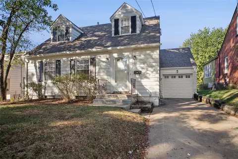 310 31st St, Des Moines, IA 50312