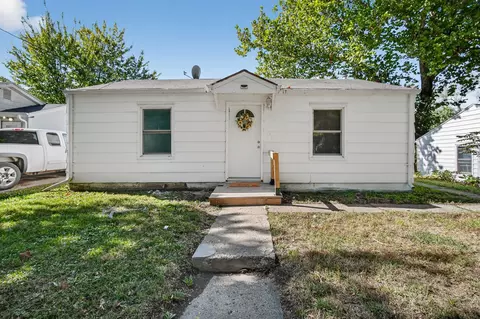 1910 10th St, Des Moines, IA 50314