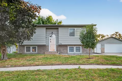 1212 Marshall St, De Soto, IA 50069