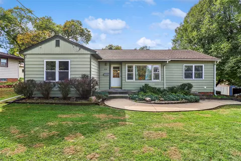 1810 Porter Ave, Des Moines, IA 50315