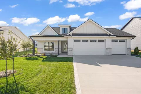 2814 NW Westwood Ct, Ankeny, IA 50023