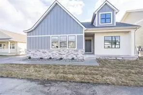 204 SW 18th St, Ankeny, IA 50023