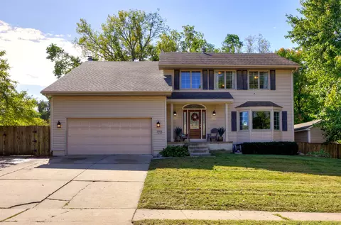 7004 Holcomb Ave, Urbandale, IA 50322