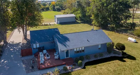 8580 Ashworth Rd, West Des Moines, IA 50266