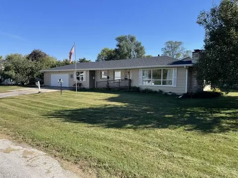 204 2nd St, Cambridge, IA 50046