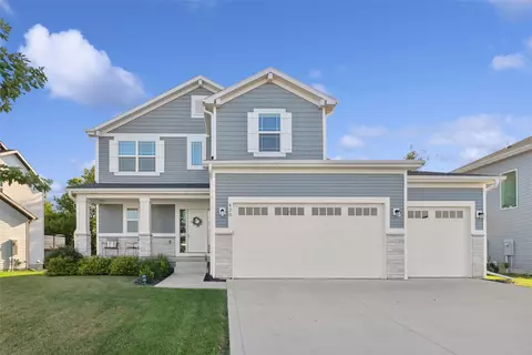 420 NW Georgetown Dr, Waukee, IA 50263