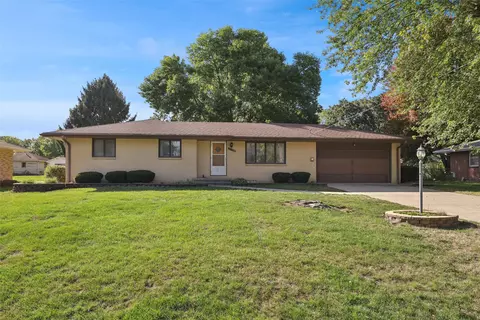 6750 NW 8th Ct, Des Moines, IA 50313